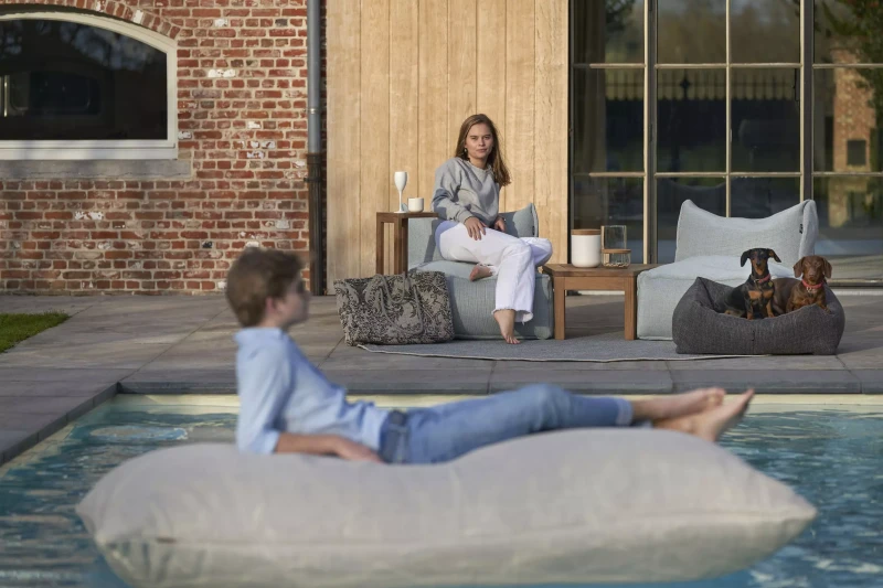 Pufa_ogroodwa_BIGDOTTY_roolfliving