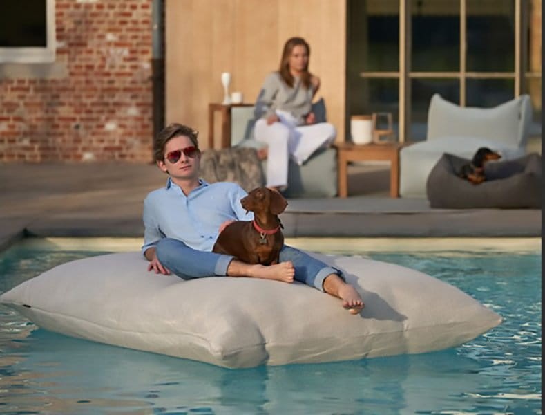 Pufa_ogroodwa_BIGDOTTYXL_roolfliving