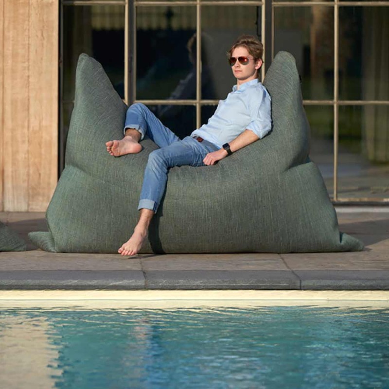 Pufa_ogroodwa_BIGDOTTYXL_roolfliving