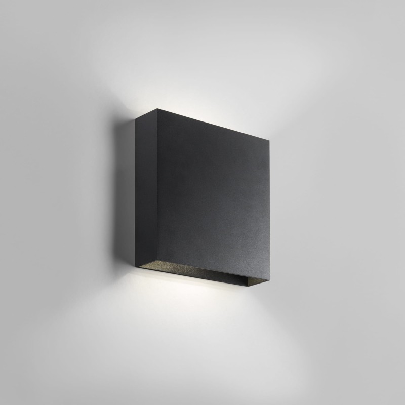 Kinkiet_COMPACT_light_point