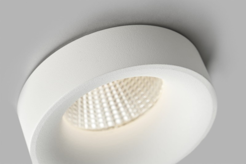 Oprawka_oświetleniowa_LOTUS_white_lightpoint