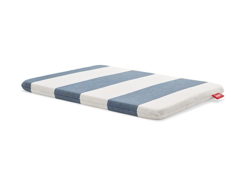 poduszka_FATBOY_Concrete-Seat-Pillow_Stripe-Ocean-Blue