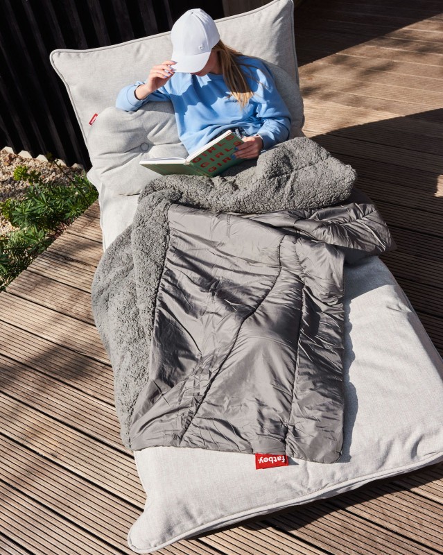 rozgrzewający_koc_ogrodowy_Fatboy_HOTSPOT