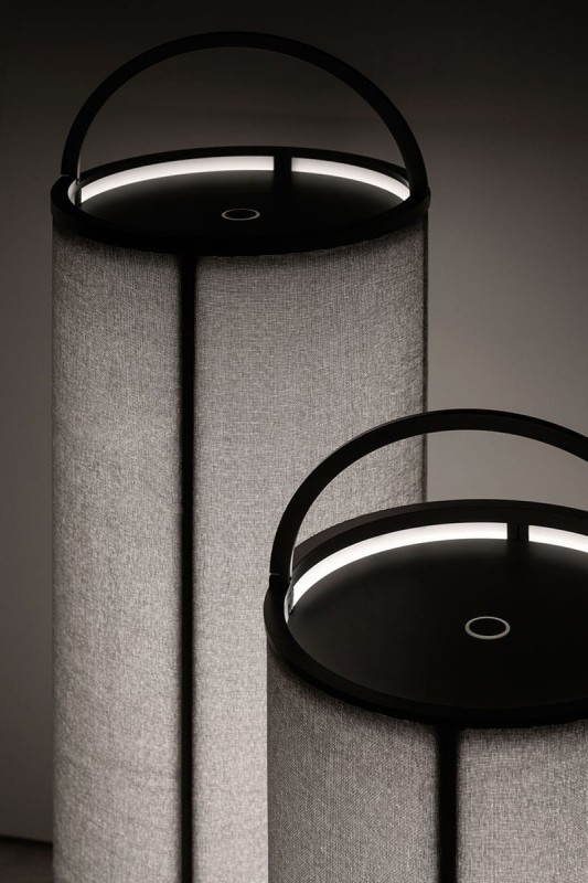 Latarnia_ogrodowa_LED_TAWA_blomus