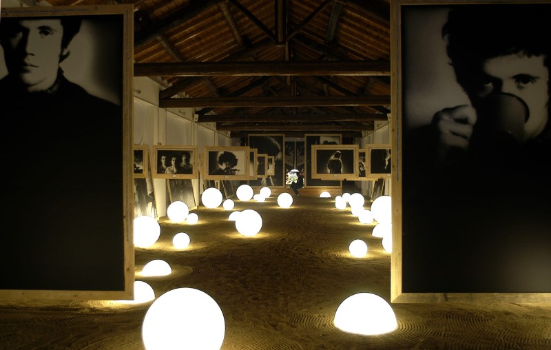 Lampa_ogrodowa_1/2_GLOBO_slide