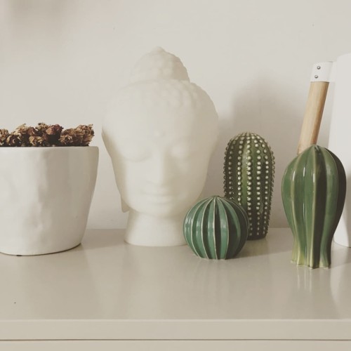 Lampa stołowa LED :: BUDDHA 