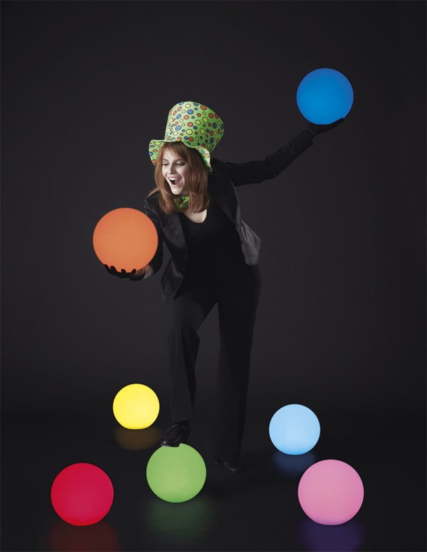 Lampka_stołowa_LED_GLOBO_25_slide