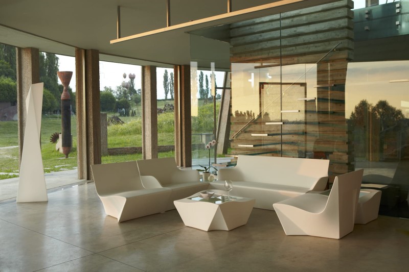 Ogroodwy_stolik_KAMI_NI_slide