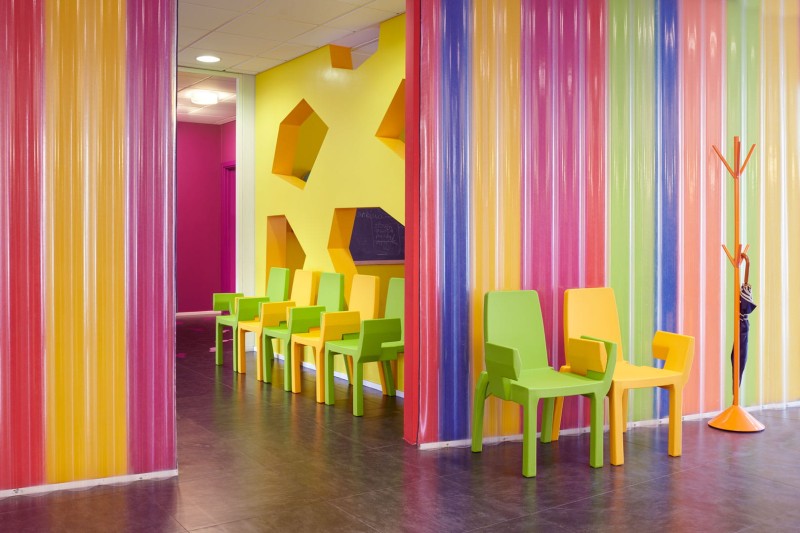 Kolorowe_designerskie_krzesło_ogrodowe_DOUBLIX_slide