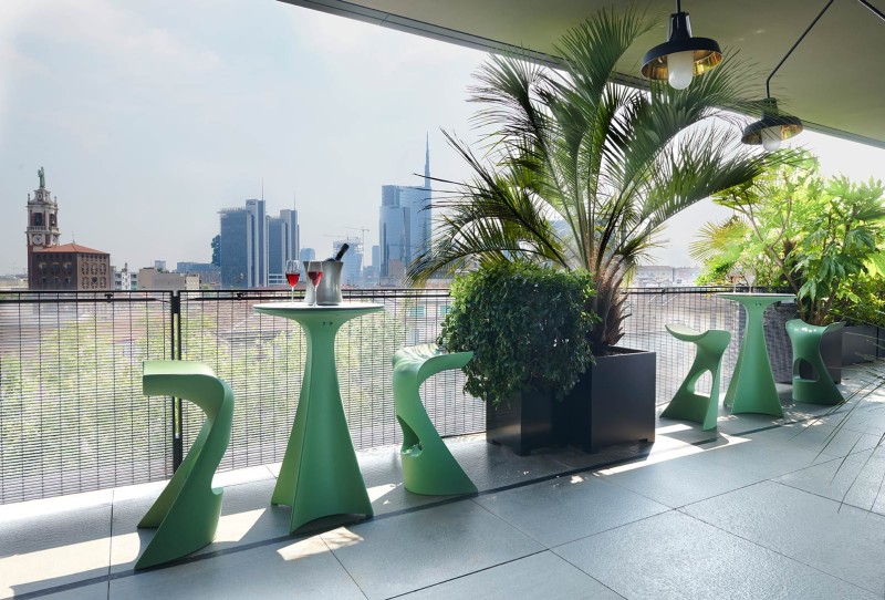 Designerski_stół_ogrodowy_JET_slide