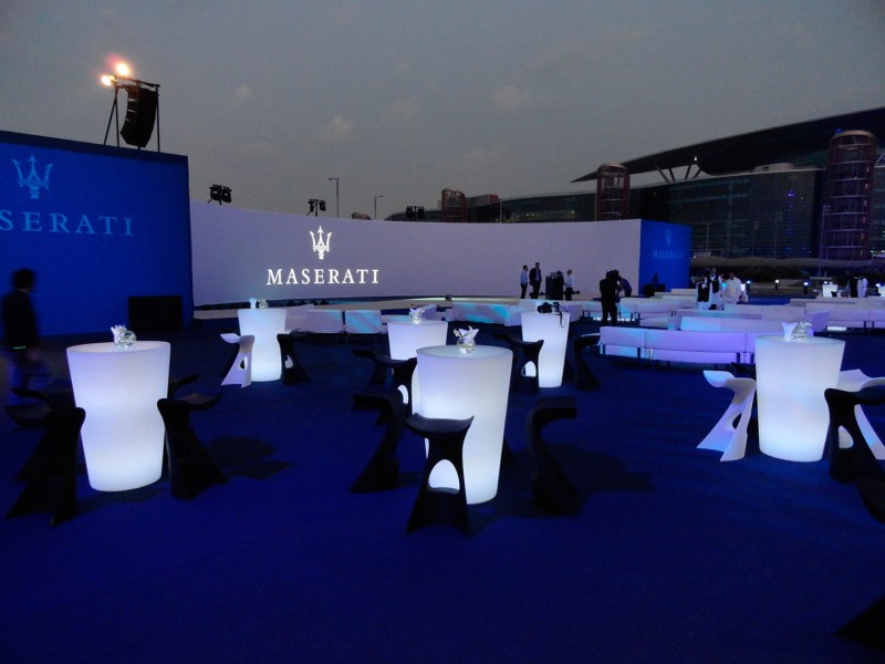 Barowy_stół_ogrodowy_PINT_slide