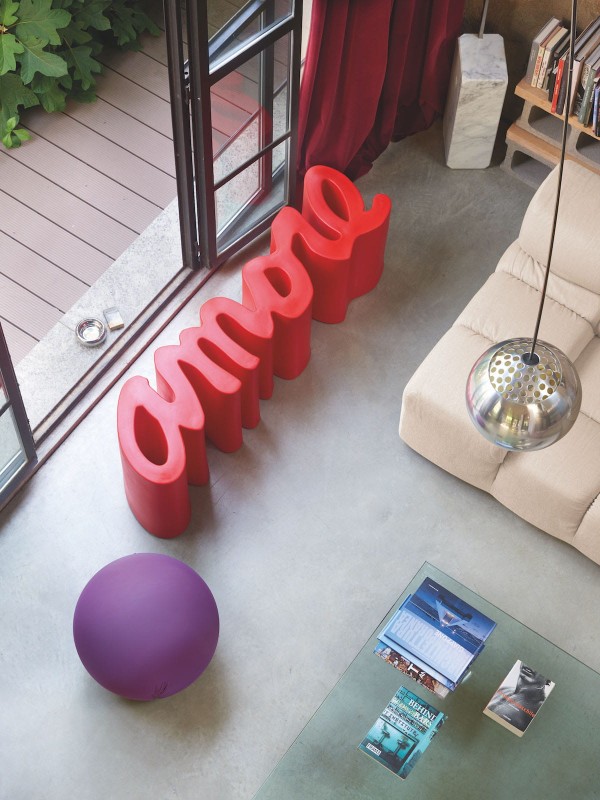 Ogrodowa_ławka_AMORE_slide