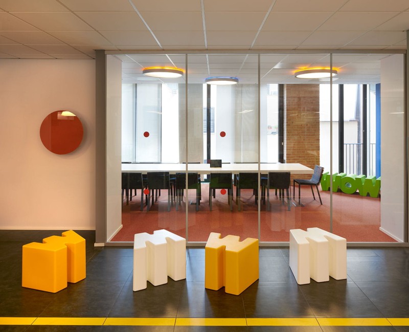 Designerska_pufa_ogrodowa_DOUBLE_U_slide
