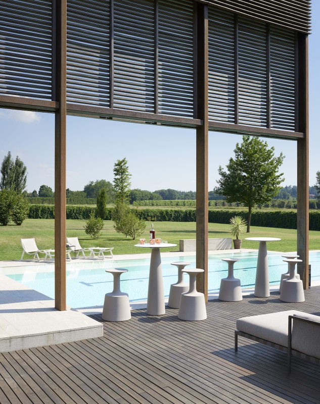 Designerski_stołek_barowy_DRINK_slide