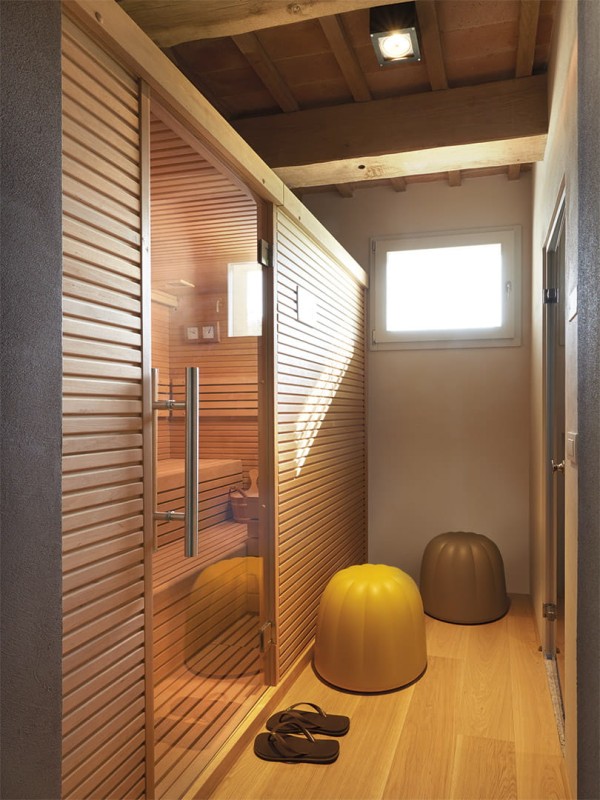 Ogrodowy_stołek_GELEE_slide