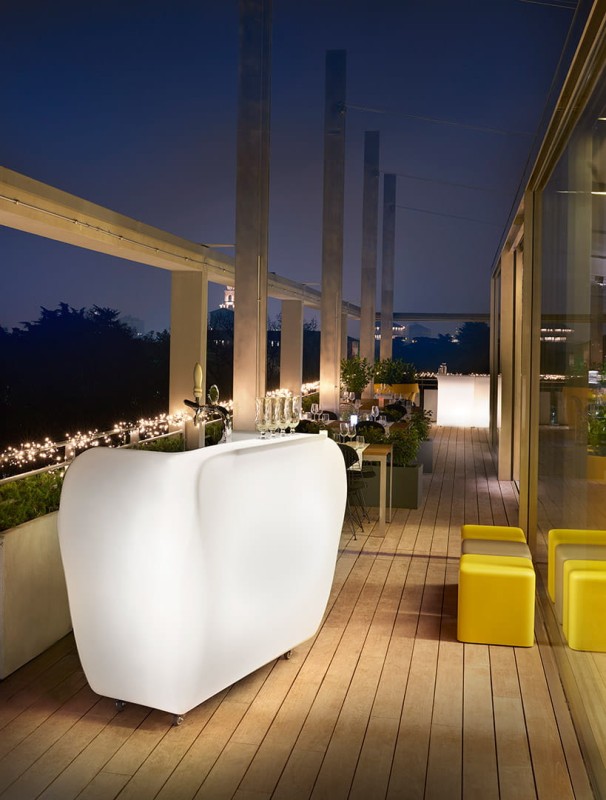 Nowoczesny_bar_ogrodowy_ROLLER_BAR_slide