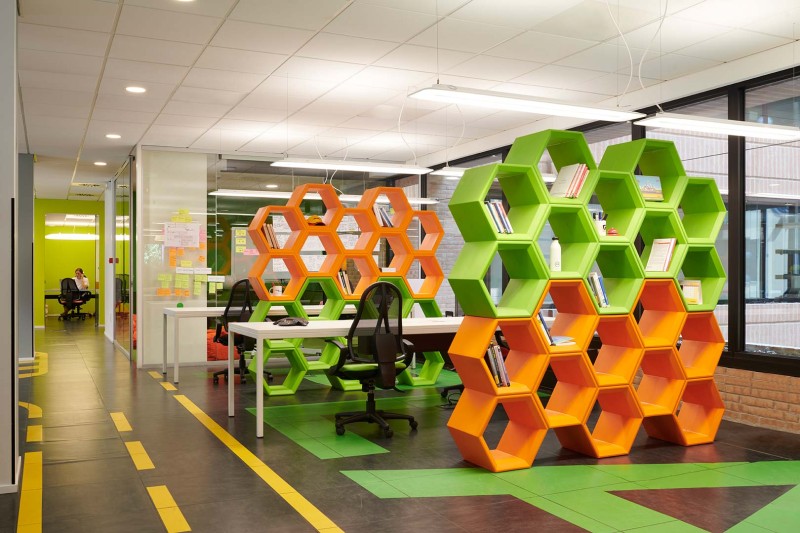 Designerski_regał_ogrodowy_HEXA_slide