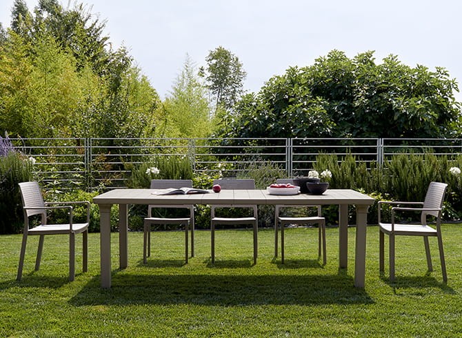 Rozkładany_stół_ogrodowy_PER3_scab