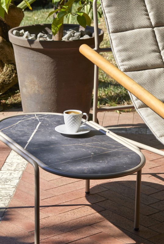Ogrodowy_stolik_kawowy_tondo_DRESS_CODE_scab