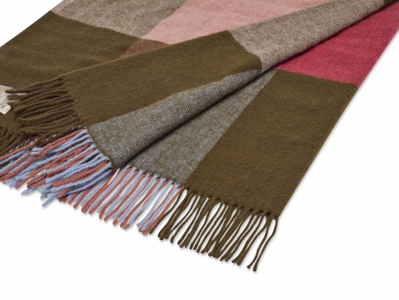 wełniany_koc_FATBOY_colour_blend_blanket_rhubarb