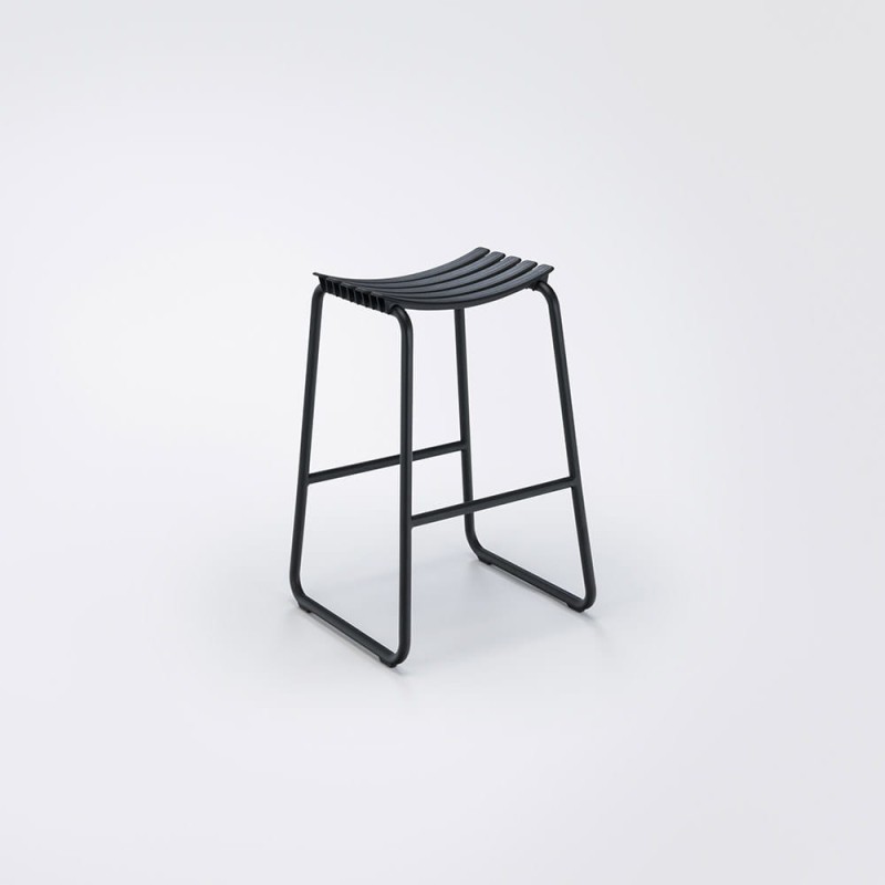 12307-2024_CLIPS_Bar_stool_low_web.jpg