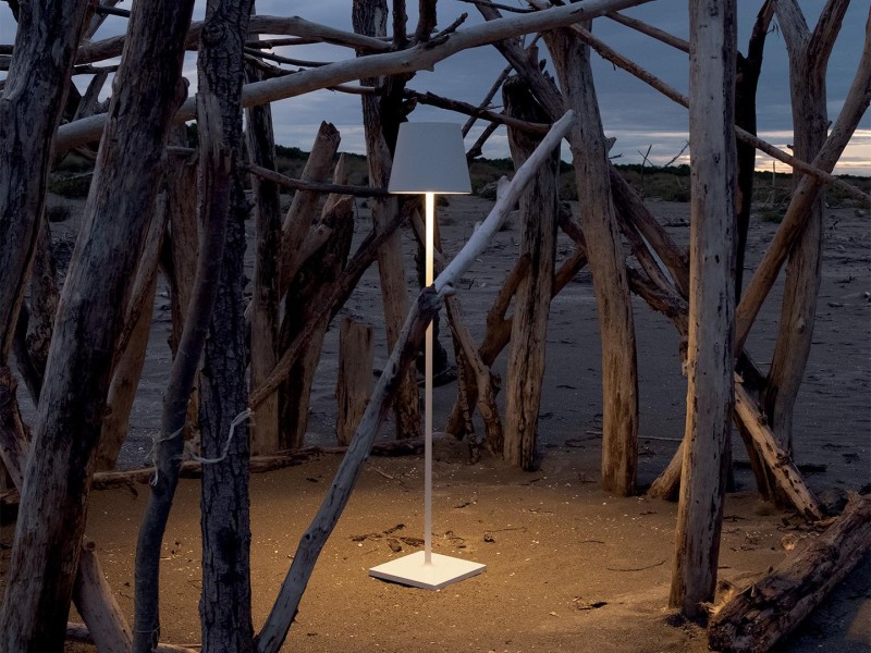 Lampa_ogrodowa_led_POLDINA_XXL_zafferano