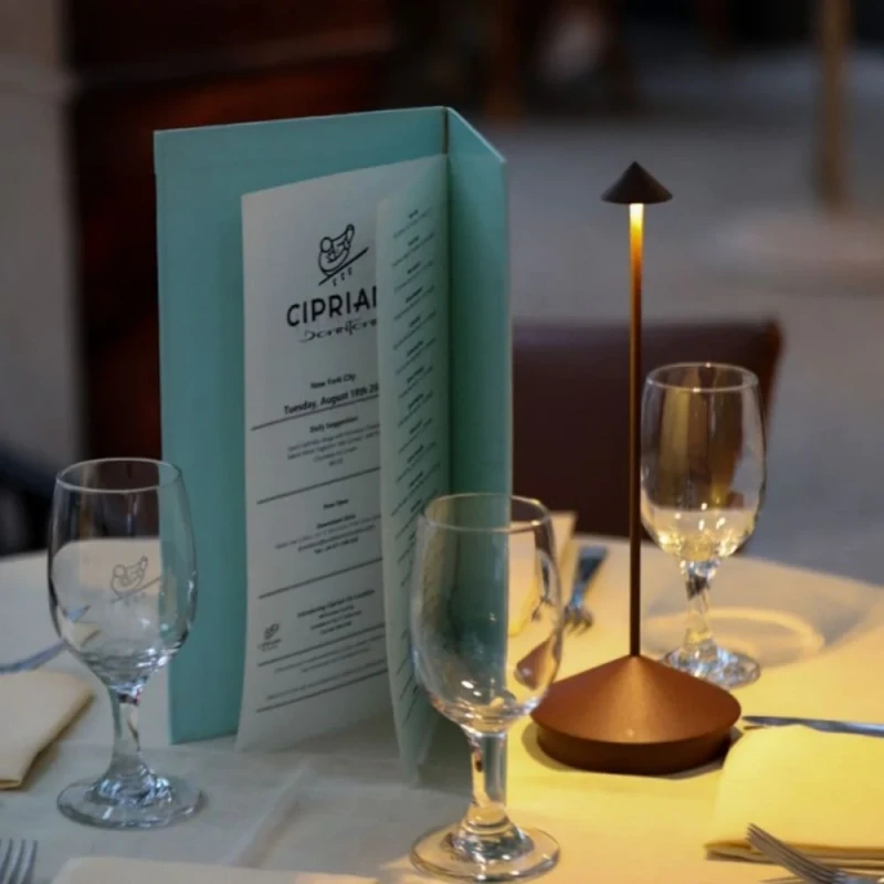 Lampka_ogrodowa_USB_PINA_zafferano