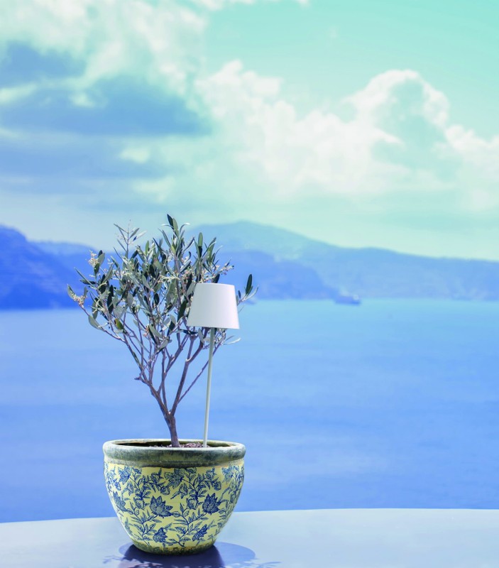 lampa_ogrodowa_USB_do_wbijania_w_grunt_poldina_zaffereno