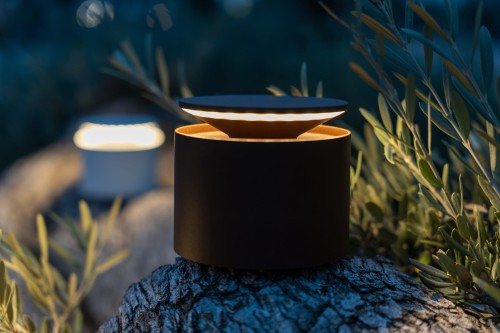 Ogrodowa lampa USB Zafferano :: PUSH-UP