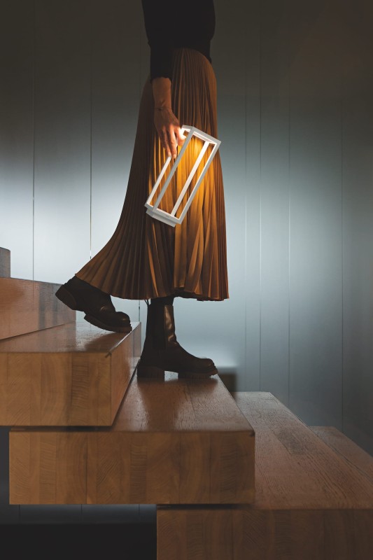 Ogrodowa_lampka_stołowa_podłogowa _USB_HOME_zafferano