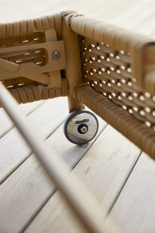 Leżak_ogrodowy_REST