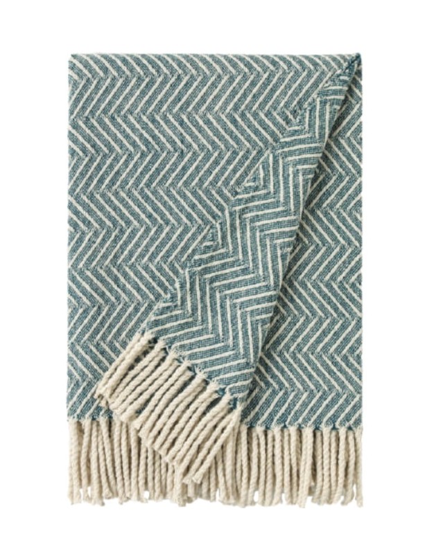 Koc_na_zewnątrz_z wełny_owczej_VALLEY