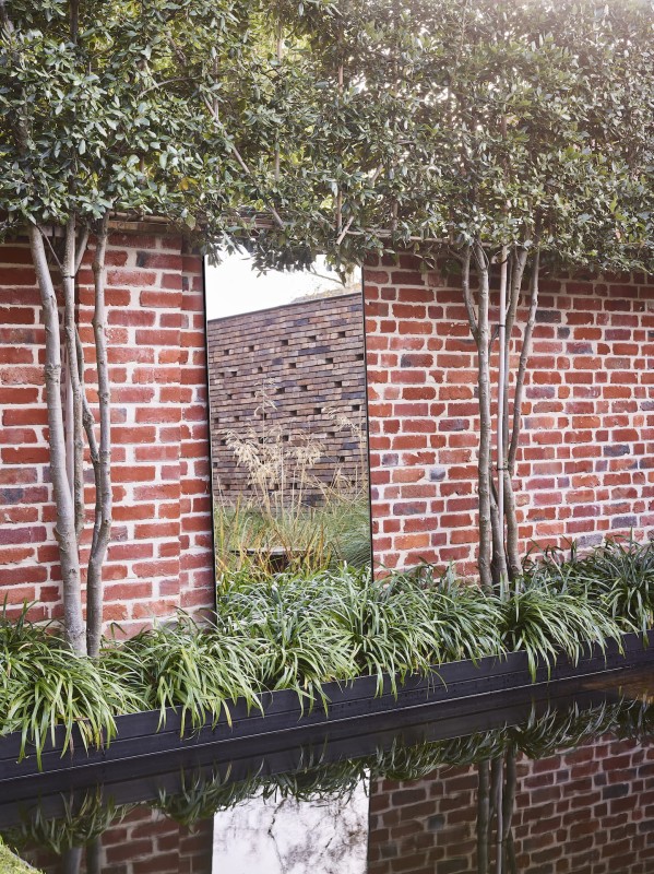 lustro_ogrodowe_outdoor_black_w_czrnej_ramie