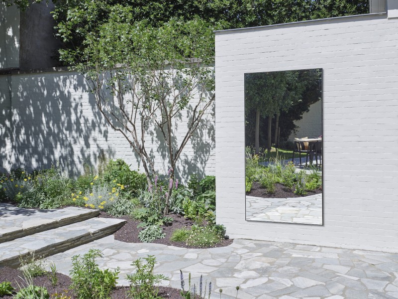 lustro_ogrodowe_outdoor_black_w_czranej_ramie