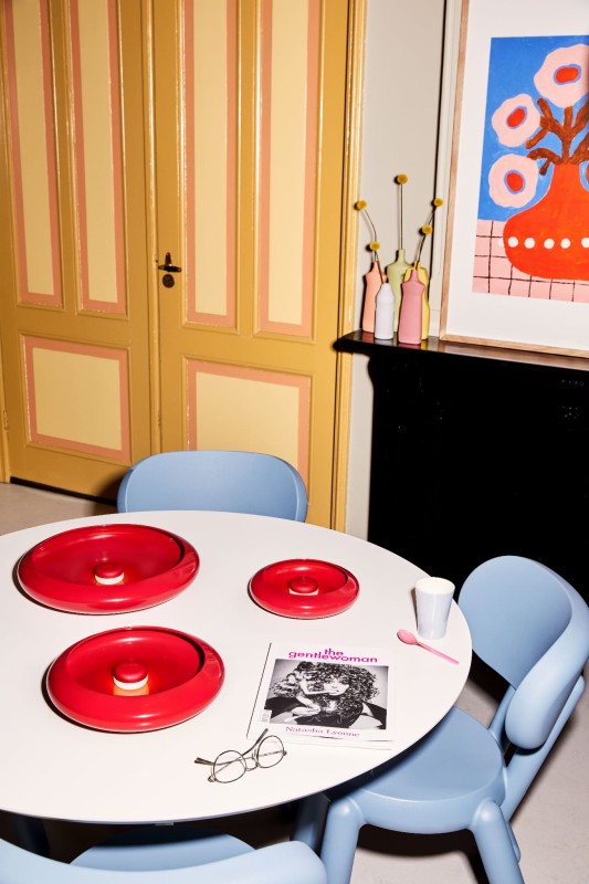 fatboy-oloha-trio-lobby-red