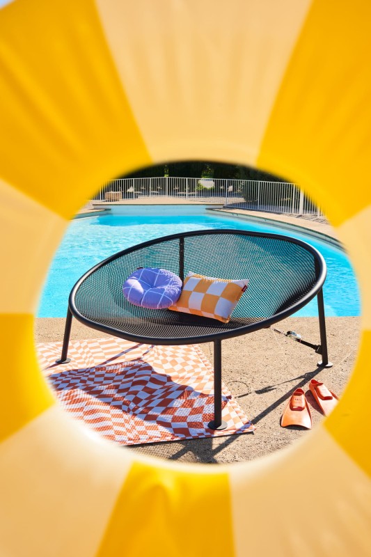 leżanka_ogrodowa_fatboy-netorious-z-poduszką-i-pokrowcem