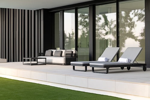 Leżak ogrodowy wypoczynkowy :: DURBUY z materacem