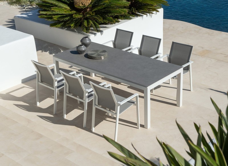 Stół_obiadowy_ogrodowy_DANLI_aranżacja