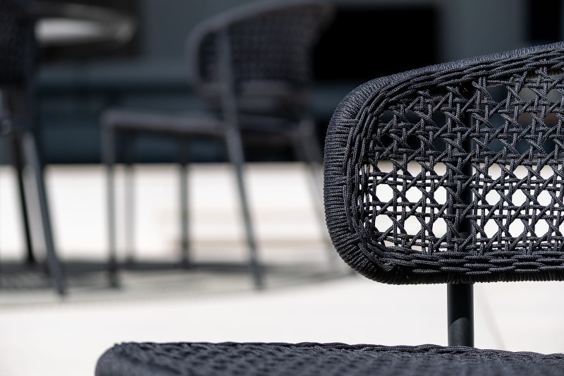 BUTTERFLY_krzesło_ogrodowe_obiadowe_aranżacja