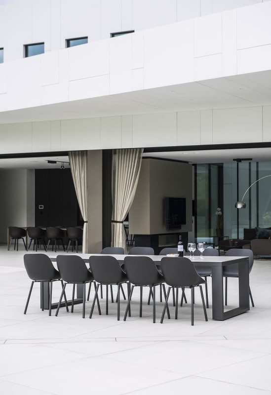 Krzesło_obiadowe_ogrodowe_GALATI_aranżacja