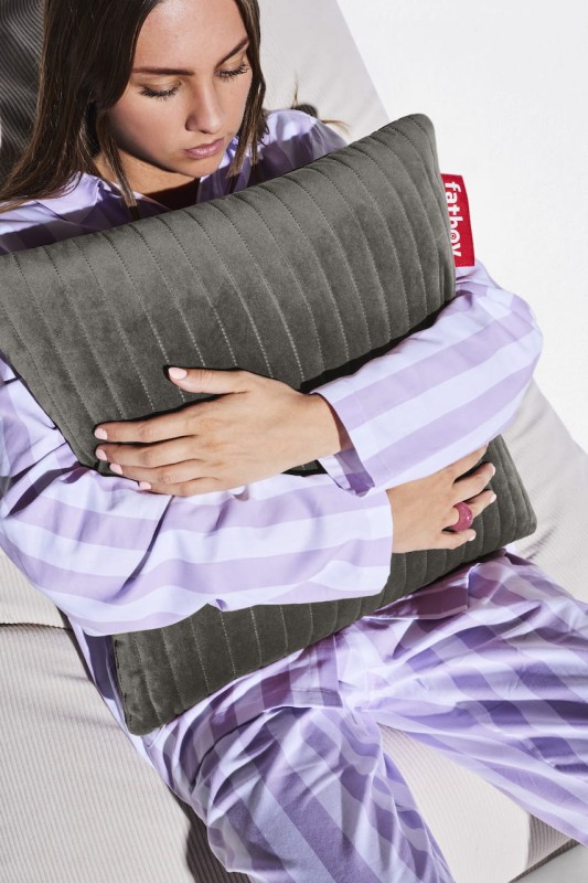 poduszka_rozgrzewająca_Fatboy-hotspot-quadro-line-velvet-taupe