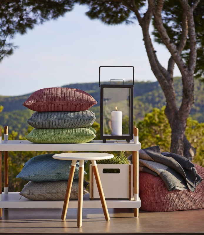 stolik_kawowy_lub_taboret_AREA_caneline