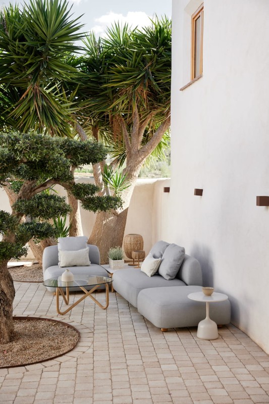 Sofa_ogrodowa_caneline_Capture_aranżacja