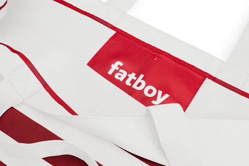 fatboy-carry-too-much-bag-limestone-closeup-03-106381.png