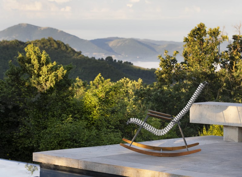 CLICK_Rocking-chair_2_Muted-white_HOUE_H4658_low.jpg