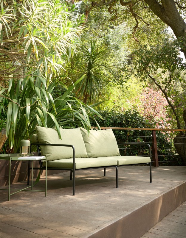 AVON_2-Seater-sofa-black-moss_Table_HOUE_14704_low.jpg