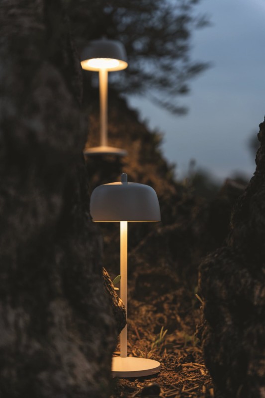 zafferano-lampa-bezprzewodowa-circe-do domku i na ogród