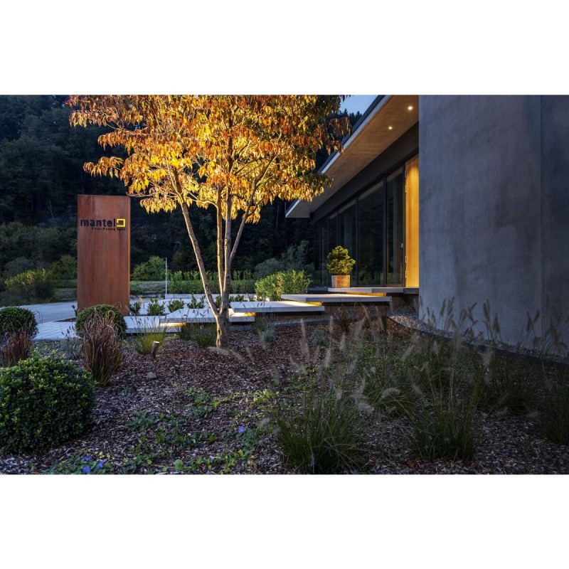 reflektor_ogrodowy_syna