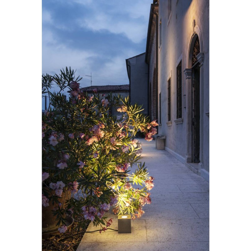 Lampa wolnostojąca :: CONCRETO FL KWADRATOWA