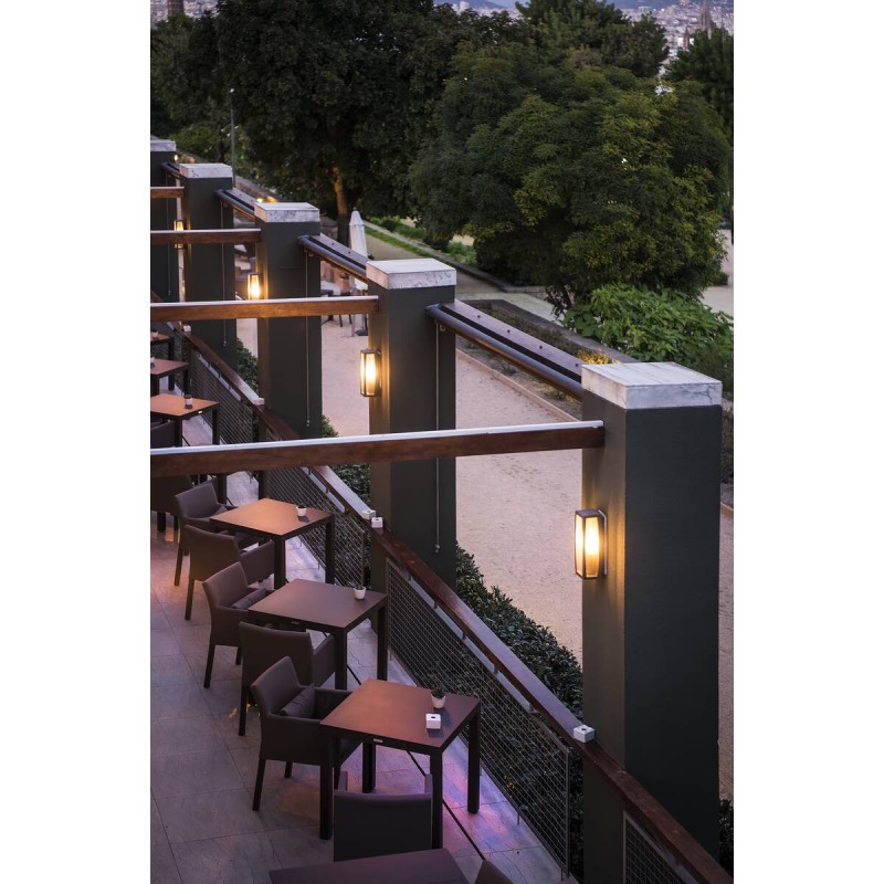 Lampa ścienna :: MERIDIAN BOX 2